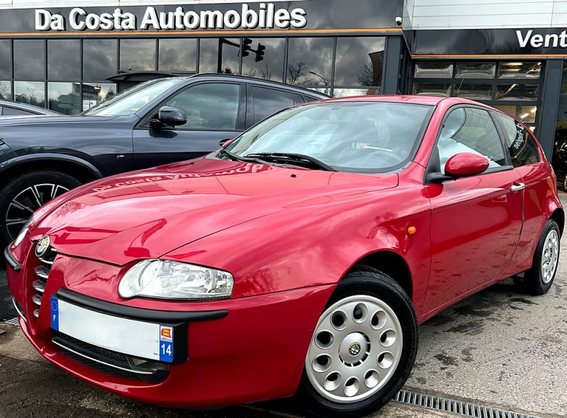 ALFA ROMEO 147 2002. Auto Dakar vous offre les meilleures marques automobiles mondiales à prix compétitifs