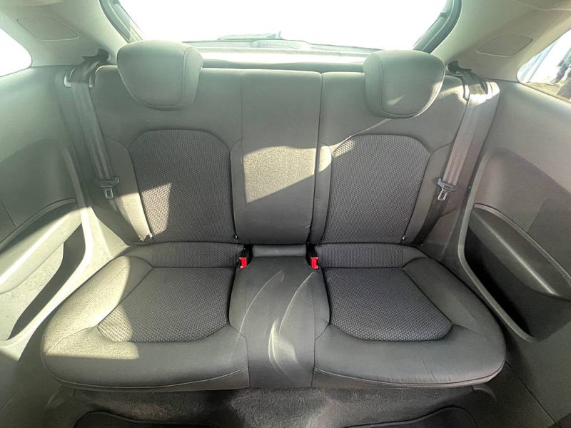 AUDI A1 2012. Service de conciergerie automobile exclusif chez Auto Dakar pour les clients VIP