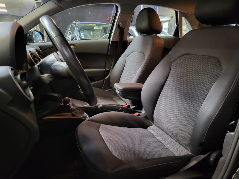 AUDI A1 SPORTBACK 2015. Faites confiance à Auto Dakar, expert reconnu en vente et location automobile au Sénégal