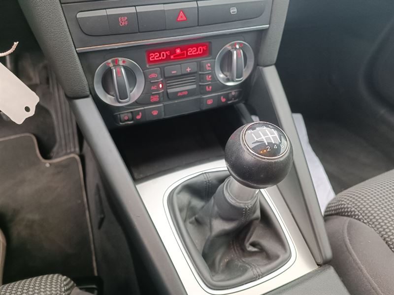 AUDI A3 3P 2009. Auto Dakar propose des véhicules adaptés aux conditions routières africaines