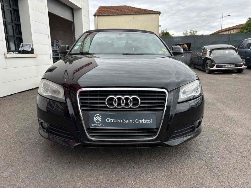 AUDI A3 DECAPOTABLE 2008. Service client multilingue chez Auto Dakar pour accueillir la clientèle internationale
