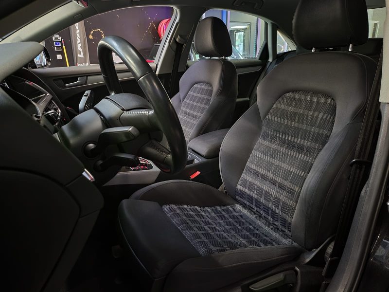 AUDI A4 2014. Auto Dakar : Expertise technique et diagnostic complet pour tous types de véhicules