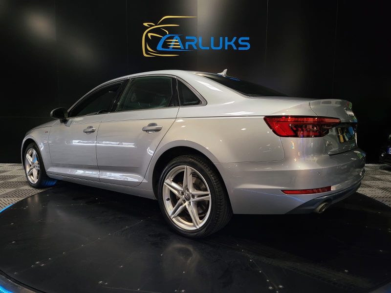 AUDI A4 2017. Service client multilingue chez Auto Dakar pour accueillir la clientèle internationale