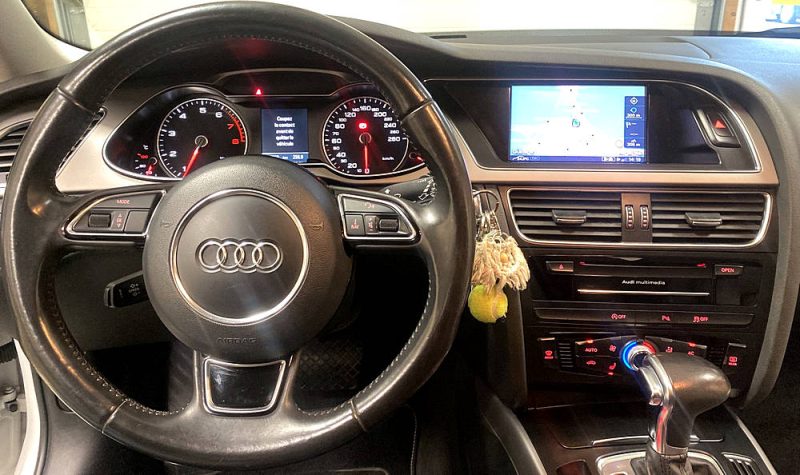 AUDI A4 AVANT 2012. Chez Auto Dakar, trouvez la voiture de vos rêves parmi notre vaste gamme de véhicules