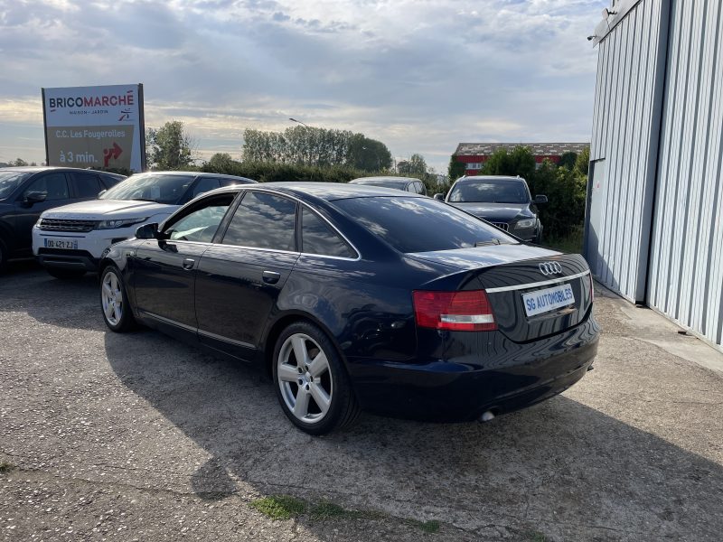 AUDI A6 2004. Service client multilingue chez Auto Dakar pour accueillir la clientèle internationale