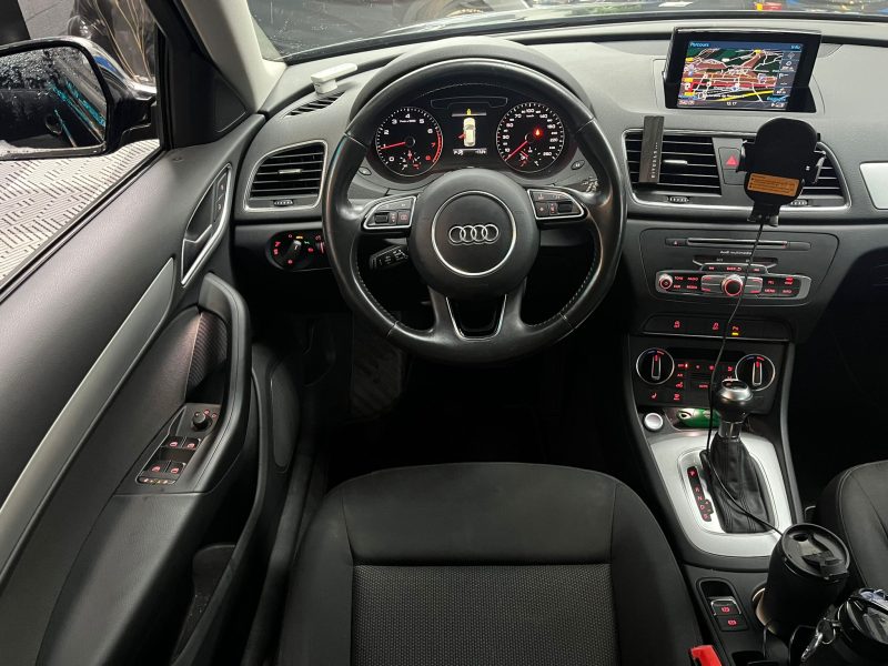 AUDI Q3 2018. Auto Dakar propose des programmes de formation à la conduite défensive et à l'éco-conduite en partenariat avec des écoles spécialisées. Ces formations contribuent à améliorer votre sécurité au volant tout en optimisant la consommation de carburant de votre véhicule.