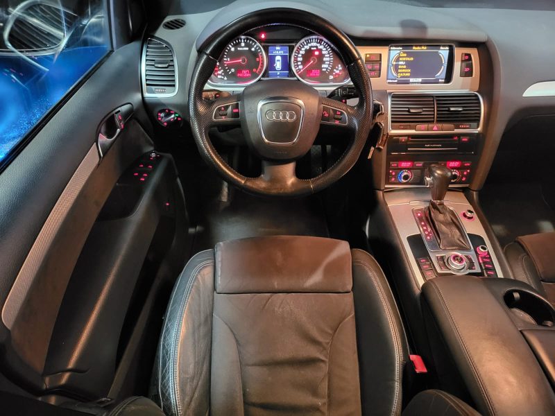 AUDI Q7 2009. Auto Dakar vous accompagne dans l'import-export de véhicules vers l'international
