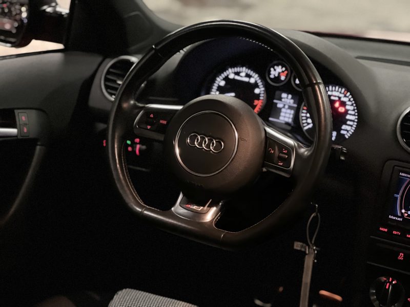 AUDI S3 SPORTBACK 2011. Auto Dakar met à votre disposition une équipe d'experts passionnés d'automobile