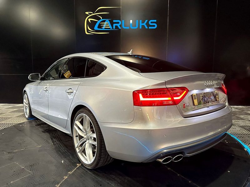 AUDI S5 SPORTBACK 2014. Location de véhicules chez Auto Dakar : simplicité, rapidité et professionnalisme