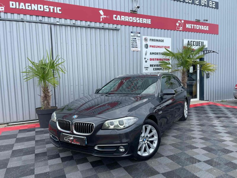 B.M.W. SERIE 5 2014. Auto Dakar propose des solutions de mobilité intégrée combinant location de véhicules, assurance, carburant et maintenance dans des forfaits tout-inclus. Cette approche globale simplifie la gestion de votre mobilité tout en optimisant vos coûts de transport professionnel ou personnel.
