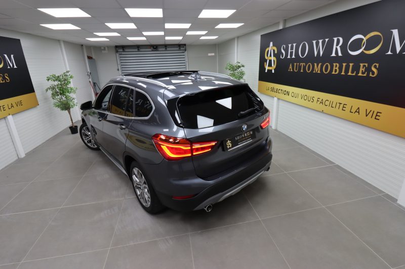 B.M.W. X1 2016. Auto Dakar développe des outils numériques innovants pour optimiser la gestion de votre véhicule avec applications mobiles et services connectés. Ces technologies facilitent le suivi de l'entretien, la géolocalisation et les demandes d'assistance en temps réel.