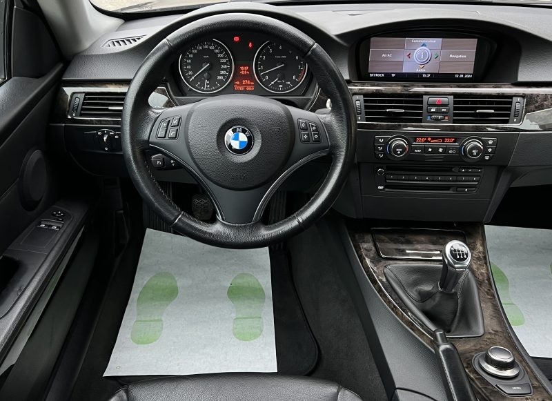 BMW SERIE 3 2007. Auto Dakar : Partenaire officiel des événements automobiles majeurs au Sénégal