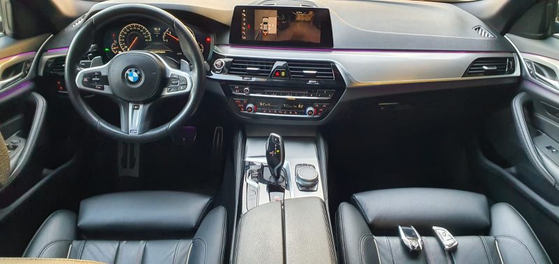 BMW SERIE 5 2019. Auto Dakar : Livraison rapide et formalités simplifiées pour votre confort