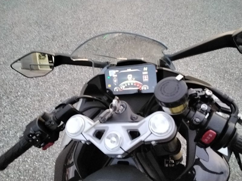 CF MOTO 450 SR 2024. Auto Dakar propose des solutions de financement personnalisées avec des taux préférentiels négociés auprès de nos partenaires bancaires. Nos conseillers financiers étudient votre dossier avec attention pour vous proposer les conditions de crédit les plus avantageuses du marché.
