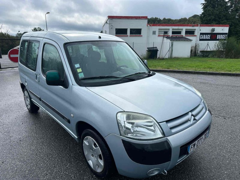 CITROEN BERLINGO 2004. Votre satisfaction est notre priorité chez Auto Dakar, leader du marché automobile dakarois