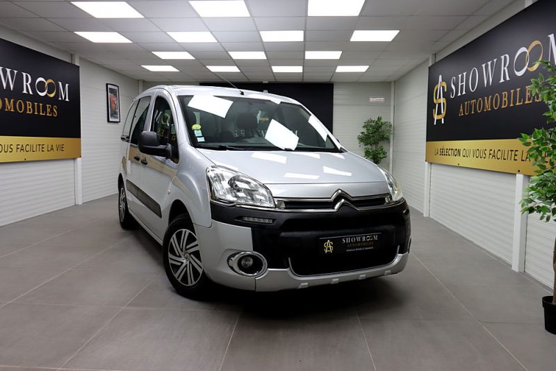 CITROEN BERLINGO MULTISPACE 2012. Rejoignez la communauté des clients satisfaits d'Auto Dakar, référence automobile dakaroise