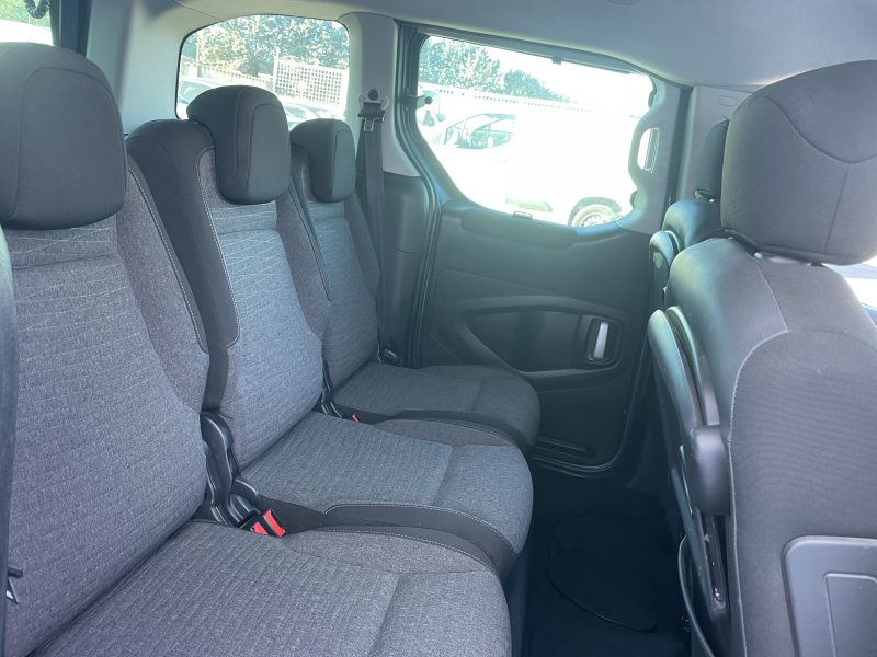 CITROEN BERLINGO MULTISPACE 2015. Solutions d'assurance automobile complètes en partenariat avec Auto Dakar