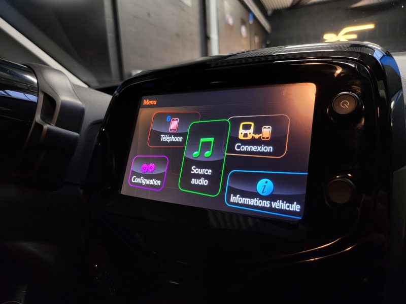 CITROEN C1 2015. Auto Dakar vous accompagne dans l'import-export de véhicules vers l'international
