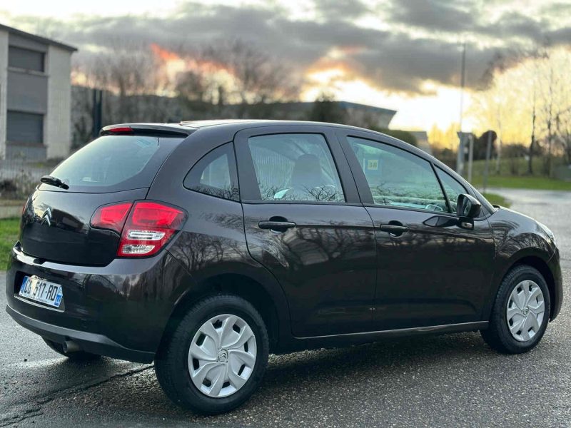 CITROEN C3 II 2012. Solutions d'assurance automobile complètes en partenariat avec Auto Dakar