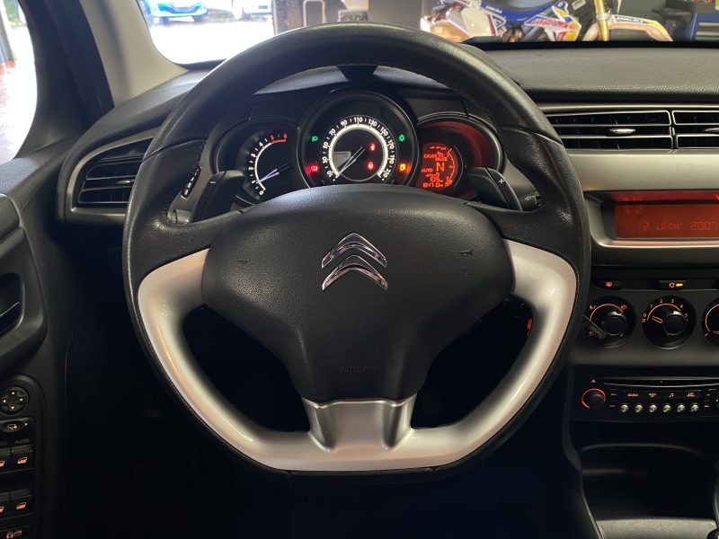 CITROEN C3 II 2014. Notre centre de diagnostic Auto Dakar utilise les équipements les plus avancés pour analyser précisément l'état technique de votre véhicule. Ce diagnostic complet vous permet d'anticiper les besoins de maintenance et d'optimiser les performances de votre automobile.