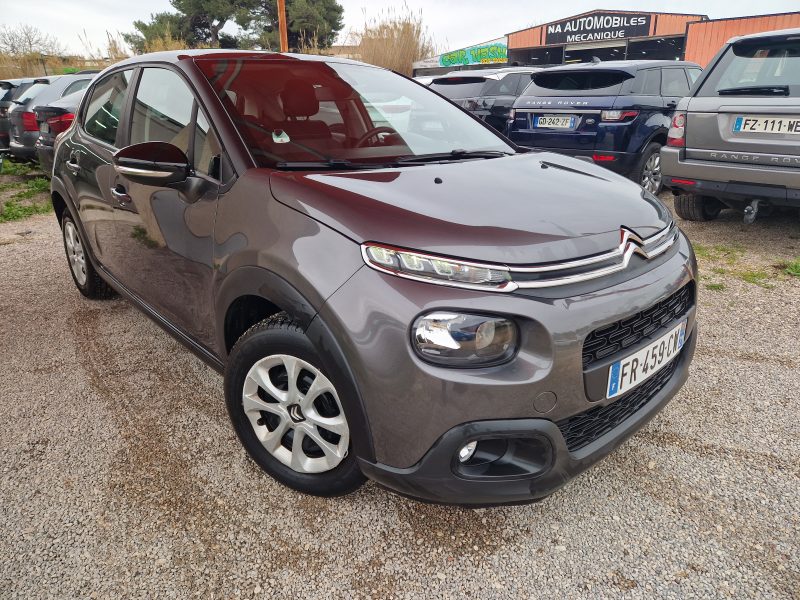 CITROEN C3 III 2020. Auto Dakar propose des programmes de formation à la conduite défensive et à l'éco-conduite en partenariat avec des écoles spécialisées. Ces formations contribuent à améliorer votre sécurité au volant tout en optimisant la consommation de carburant de votre véhicule.