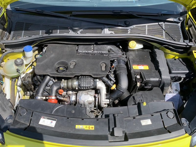 CITROEN C4 CACTUS 2014. Auto Dakar : Votre partenaire automobile de confiance au cœur de la capitale sénégalaise