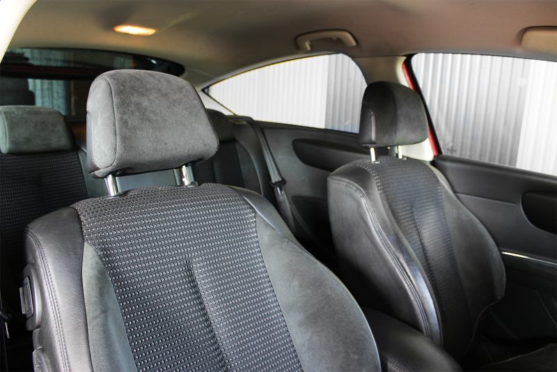 CITROEN C4 COUPÉ 2007. Auto Dakar vous accompagne dans l'import-export de véhicules vers l'international