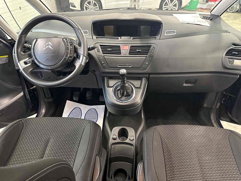 CITROEN C4 GRAND PICASSO 2013. Service client multilingue chez Auto Dakar pour accueillir la clientèle internationale