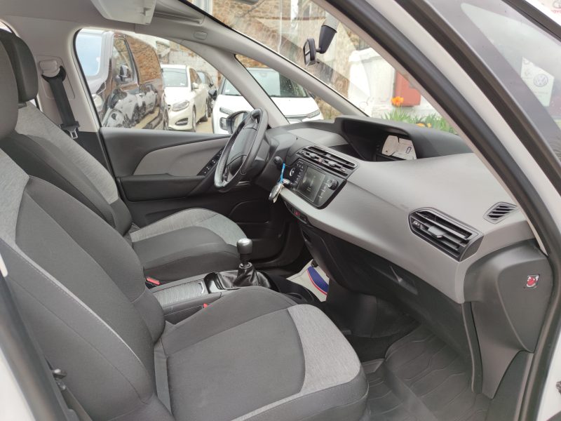CITROEN C4 GRAND PICASSO II 2015. Concessionnaire de référence, Auto Dakar vous garantit transparence et qualité