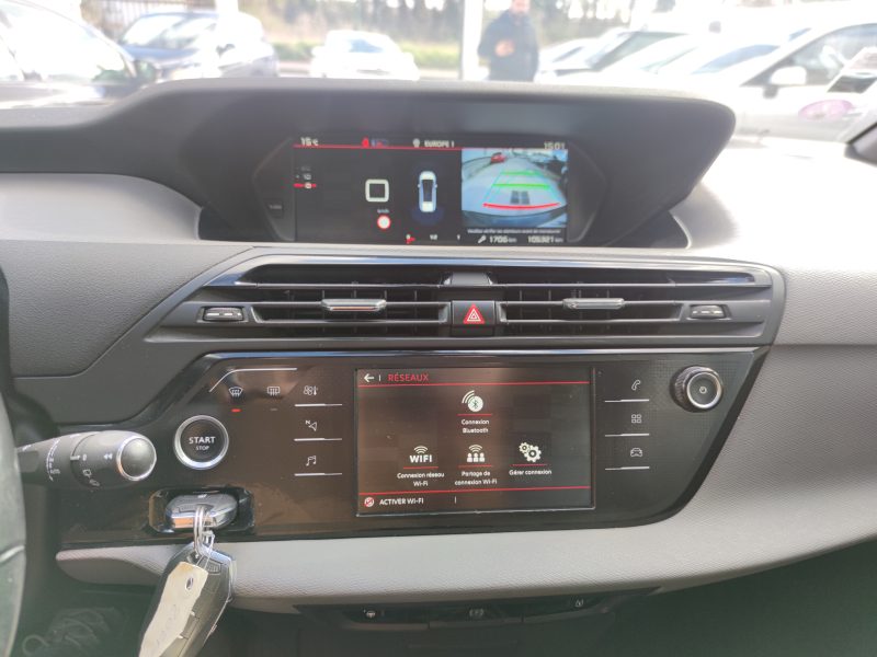 CITROEN C4 PICASSO 2017. Auto Dakar propose des véhicules adaptés aux conditions routières africaines