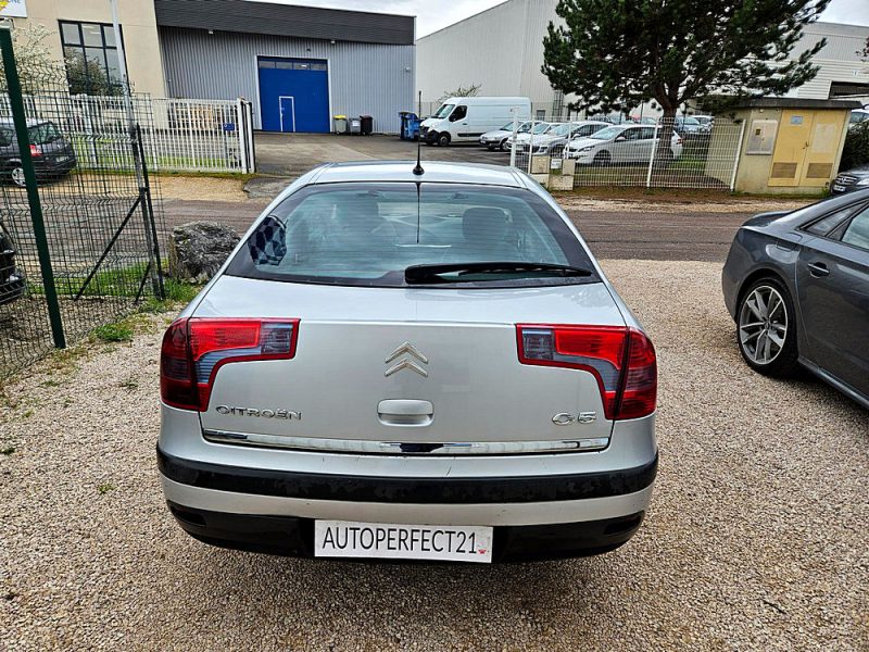 CITROEN C5 II 2004. Voitures neuves et d'occasion certifiées : Auto Dakar garantit la qualité