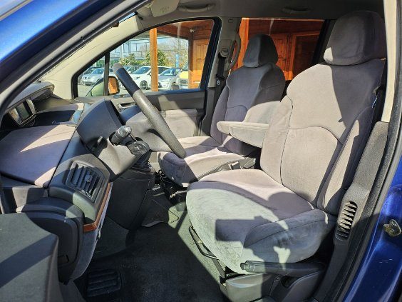 CITROEN C8 2006. Auto Dakar s'engage pour un service client d'exception et une satisfaction totale