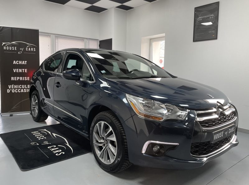 CITROEN DS4 2014. Auto Dakar s'engage activement dans le développement durable en proposant une gamme croissante de véhicules hybrides et électriques. Notre mission consiste à contribuer à la réduction de l'empreinte carbone tout en maintenant les plus hauts standards de performance et de confort.