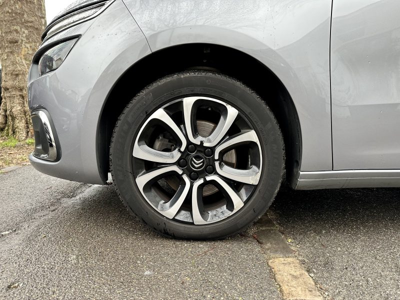 CITROEN GRAND C4 SPACETOURER 2020. Particuliers ou entreprises, Auto Dakar répond à tous vos besoins en mobilité