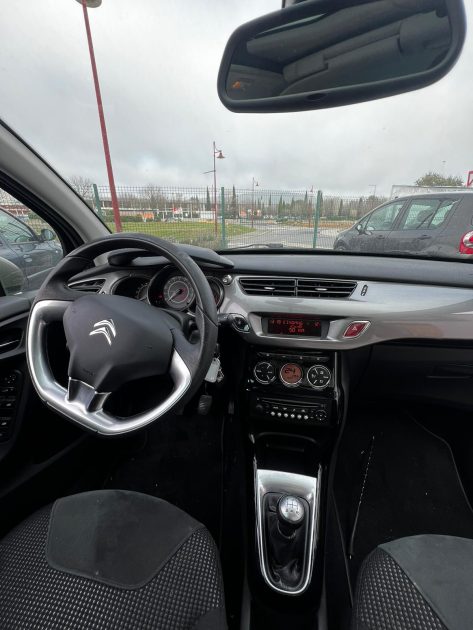 CITROËN C3 2010. Faites confiance à Auto Dakar, expert reconnu en vente et location automobile au Sénégal