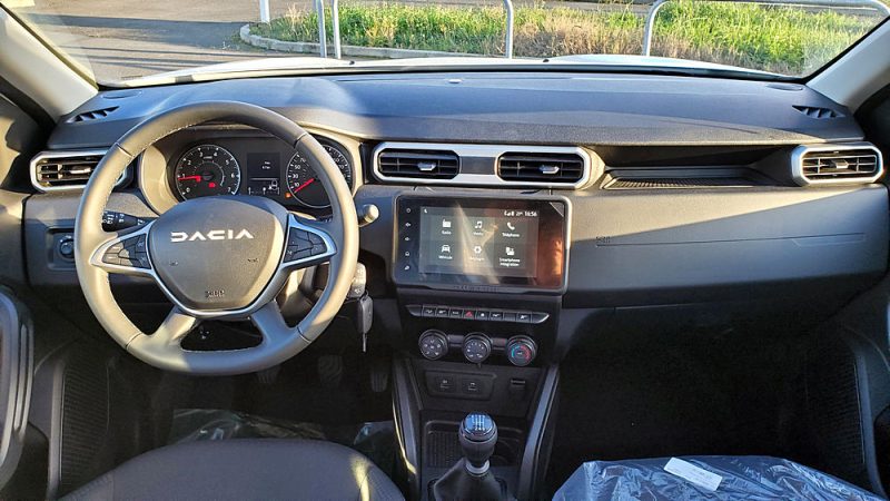 DACIA DUSTER 1.5 BDCI 115 4WD 2024. Service de reprise automobile avantageux chez Auto Dakar pour votre ancien véhicule