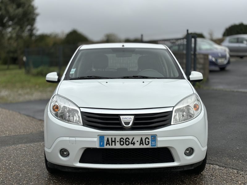 DACIA SANDERO 2009. Auto Dakar : Expertise technique et diagnostic complet pour tous types de véhicules
