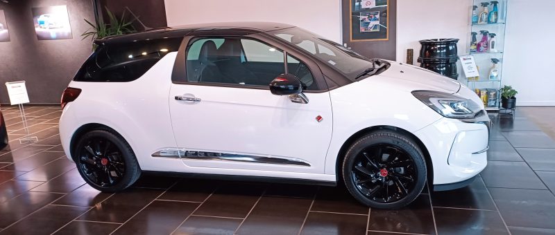 DS DS 3 2019. Service de conciergerie automobile exclusif chez Auto Dakar pour les clients VIP