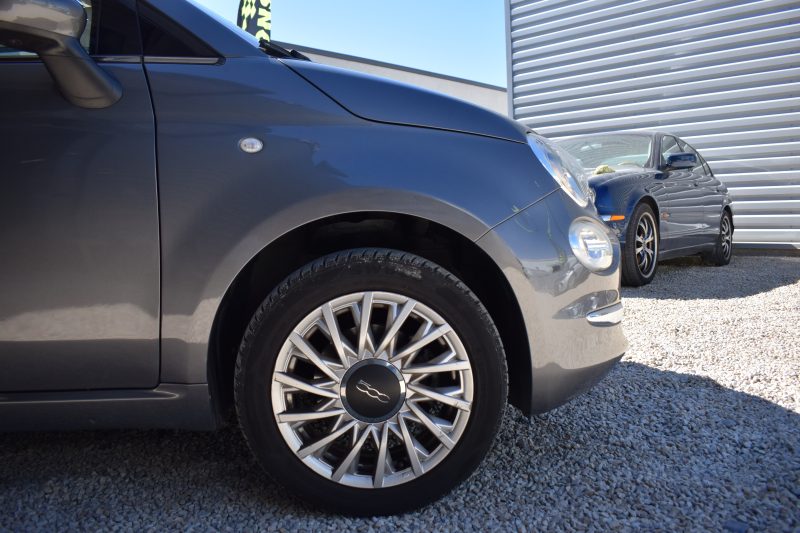 FIAT 500C 2018. Notre département corporate d'Auto Dakar développe des solutions de gestion de flotte automobile pour les entreprises et administrations. Nous proposons des contrats de location longue durée incluant maintenance, assurance et gestion administrative complète pour optimiser vos coûts de mobilité.