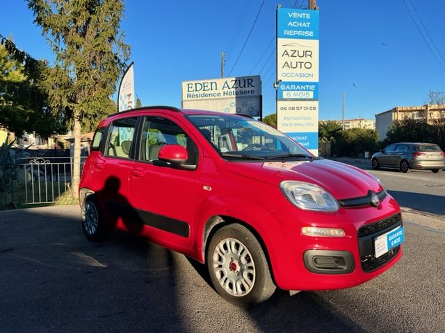 FIAT PANDA 2012. Solutions d'assurance automobile complètes en partenariat avec Auto Dakar
