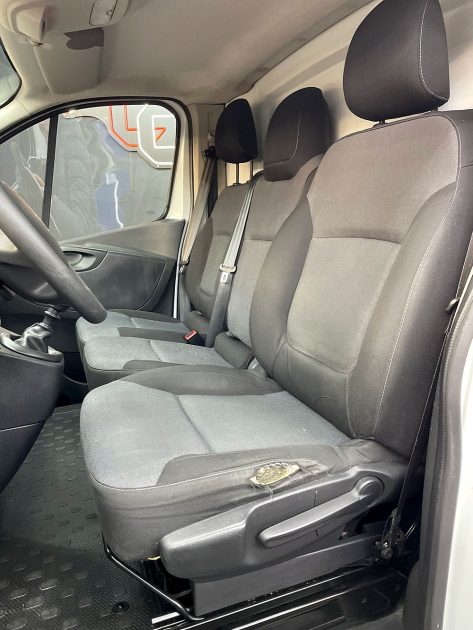 FIAT TALENTO CAMIONNETTE 2019. Auto Dakar propose des contrats de location flexibles adaptés à chaque budget
