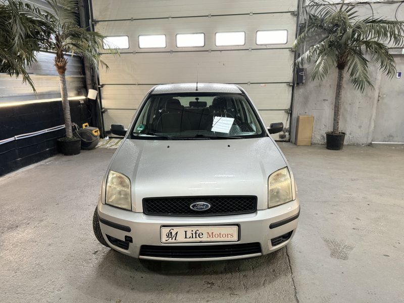 FORD FUSION 2004. Découvrez Auto Dakar, le leader incontesté de la vente et location de véhicules à Dakar