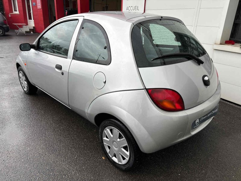 FORD KA 2003. Le réseau de distribution Auto Dakar s'étend progressivement sur l'ensemble du territoire sénégalais pour rapprocher nos services de notre clientèle. Cette stratégie d'expansion géographique s'accompagne du maintien de nos standards de qualité et d'excellence.