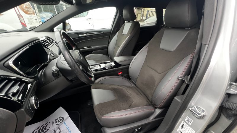 FORD MONDEO HYBRID 2022. Auto Dakar : Livraison rapide et formalités simplifiées pour votre confort