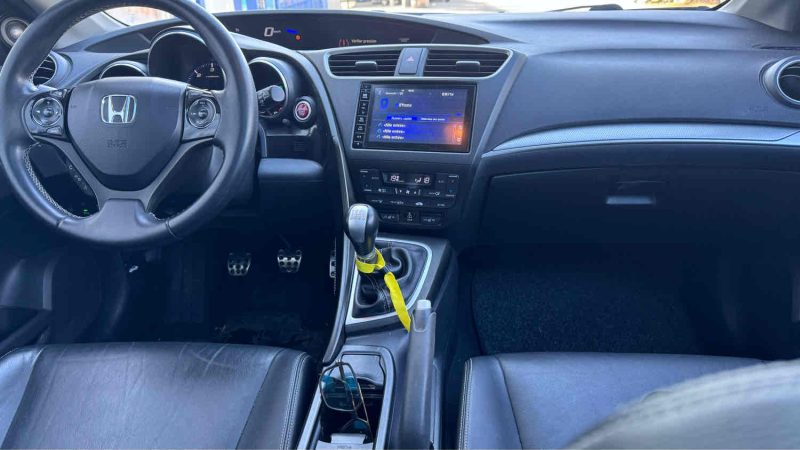HONDA CIVIC 2016. Location courte ou longue durée ? Auto Dakar s'adapte à vos exigences spécifiques