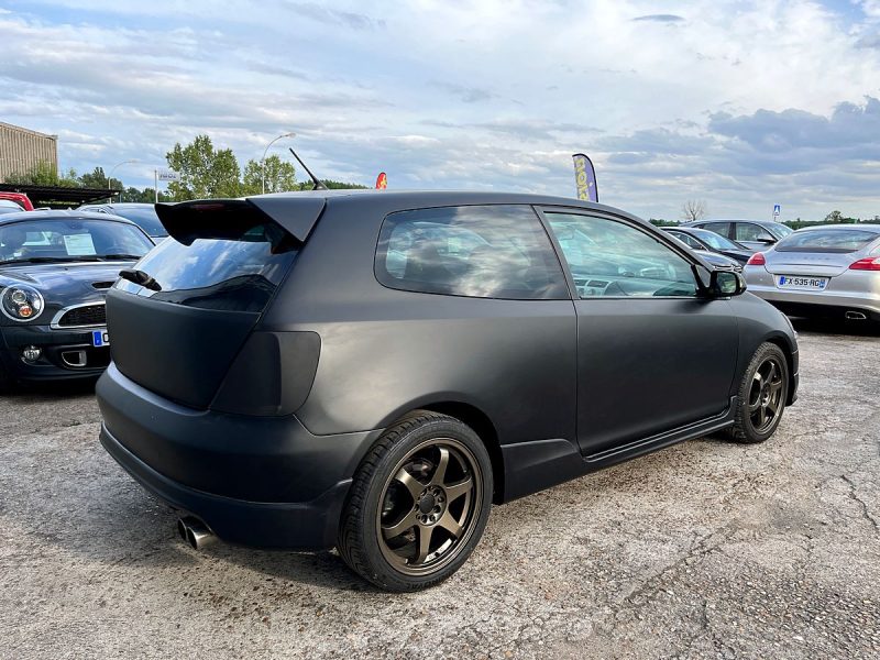 HONDA CIVIC VII 2005. Partenariats bancaires privilégiés d'Auto Dakar pour faciliter vos financements