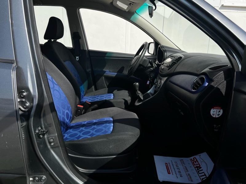 HYUNDAI I10 2010. Location de véhicules chez Auto Dakar : simplicité, rapidité et professionnalisme