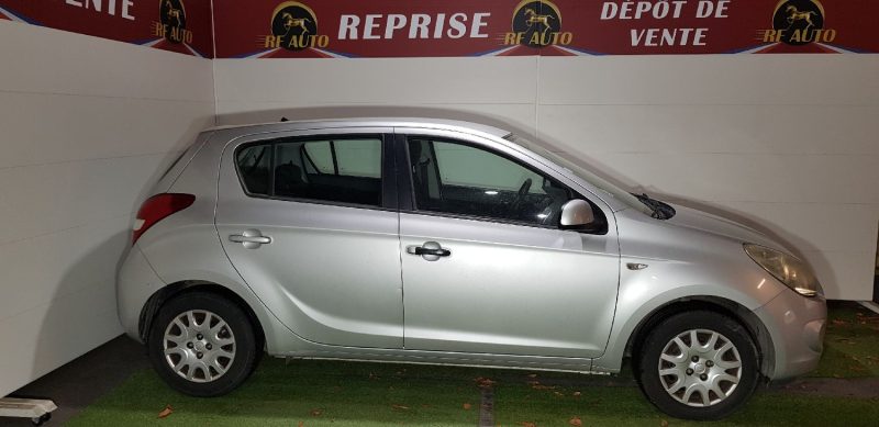 HYUNDAI I20 I 2011. Auto Dakar : Maintenance, assurance et service après-vente de premier plan