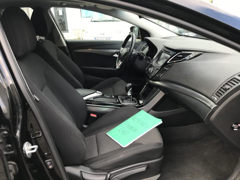 HYUNDAI I40 I 2012. Auto Dakar s'engage dans la formation des jeunes aux métiers de l'automobile