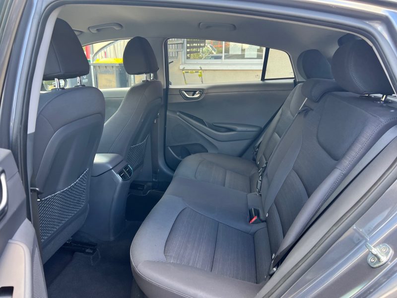 HYUNDAI IONIQ 2019. Service de conciergerie automobile exclusif chez Auto Dakar pour les clients VIP